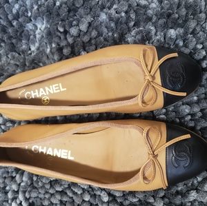 Chanel Ballerines. Price Firm.